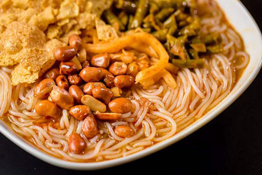 聚宝螺蛳粉产品图