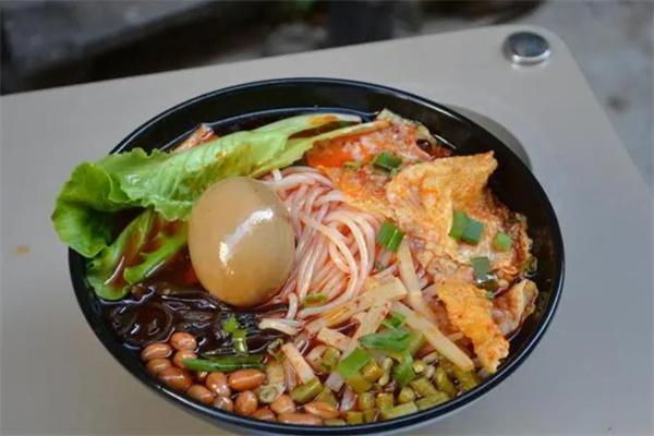 小桂子螺蛳粉产品 门店图片