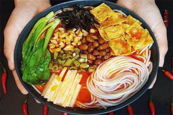 嗦螺螺蛳粉产品 门店图片