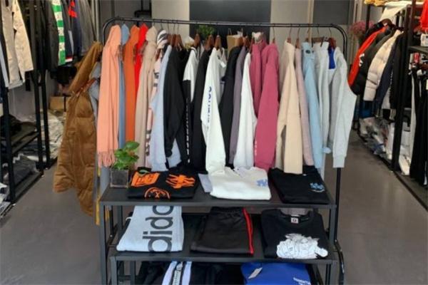 浪漫樱花服装店产品 门店图片