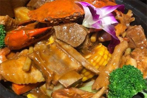 喵侠肉蟹煲产品 门店图片