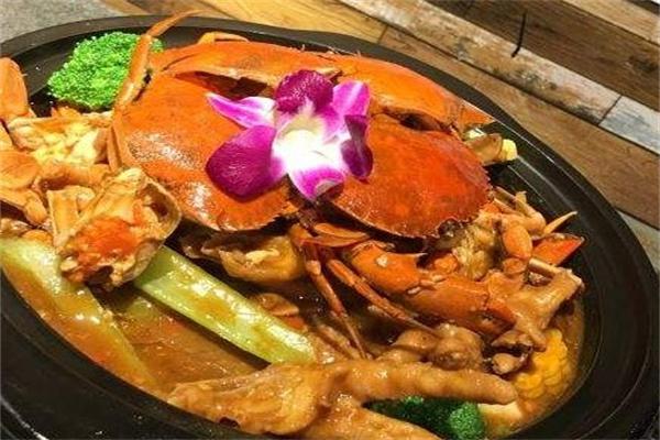 喵侠肉蟹煲产品 门店图片