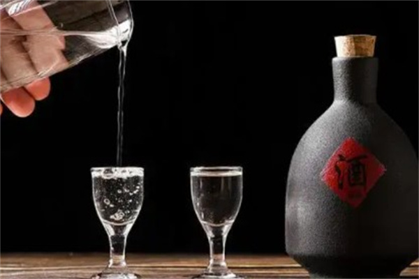 名阳酒业产品 门店图片