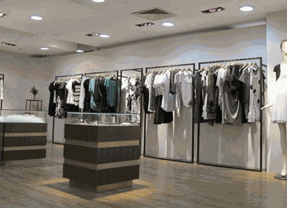 你是你女装产品 门店图片