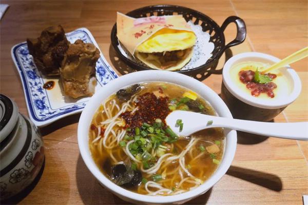麦小青陕面坊产品 门店图片