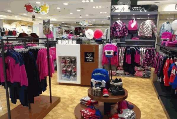 诺诗兰童装产品 门店图片