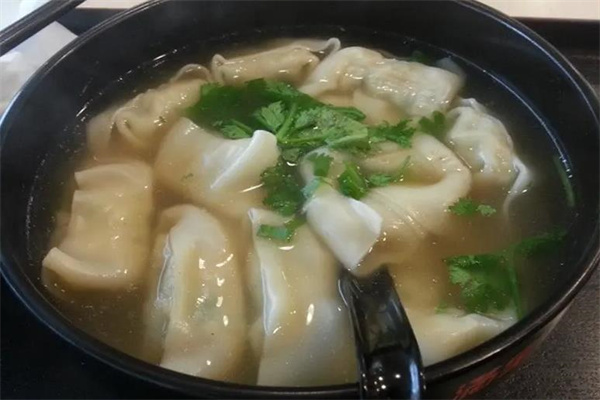 满宝馄饨