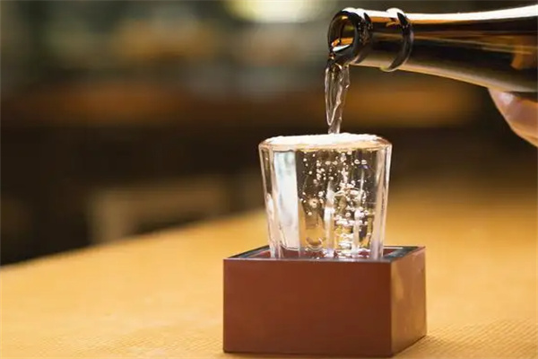 齐鲁春酒产品 门店图片