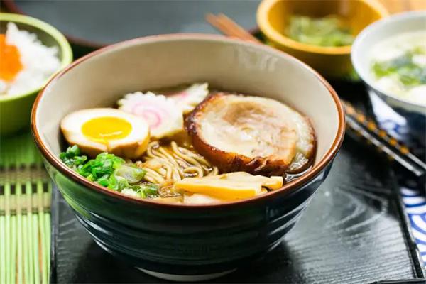 荠岛日式拉面产品 门店图片