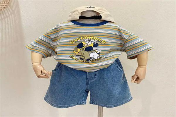 大耳朵图图服装加盟
