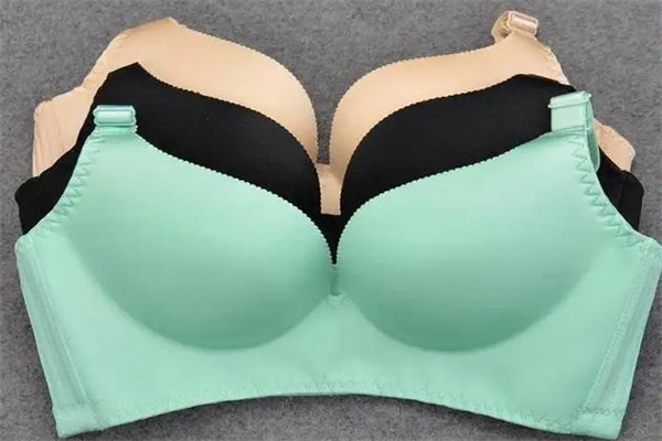 莎燕内衣产品 门店图片