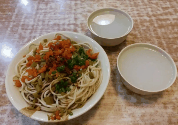 面兴隆热干面