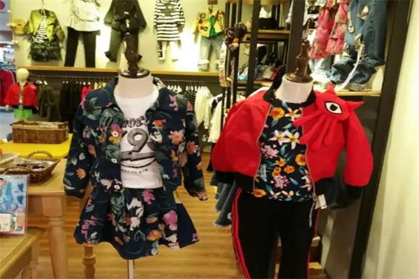 鲨鲨舫童装产品 门店图片