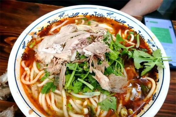 森虔面馆