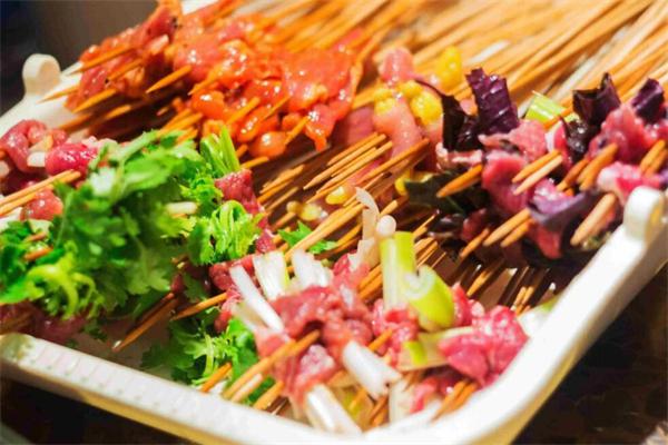 麻辣qq串串香火锅产品 门店图片