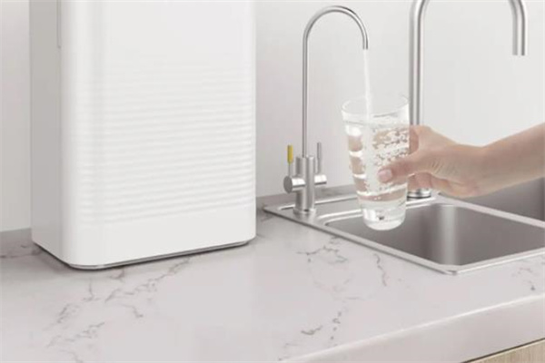 山泉净水器加盟