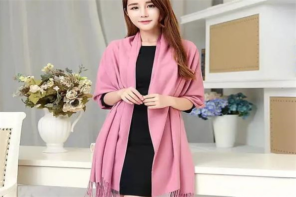 赏心悦目女装产品 门店图片