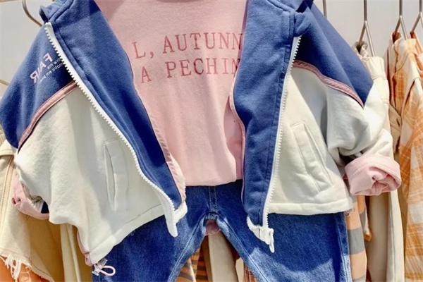 南国春天童装产品 门店图片
