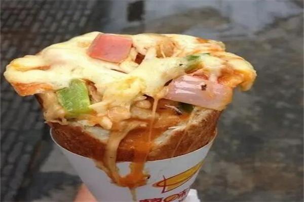 脆筒披萨加盟