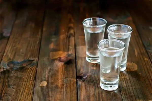 上河酒业产品 门店图片