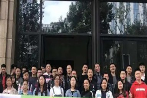 晟馨房产中介产品 门店图片