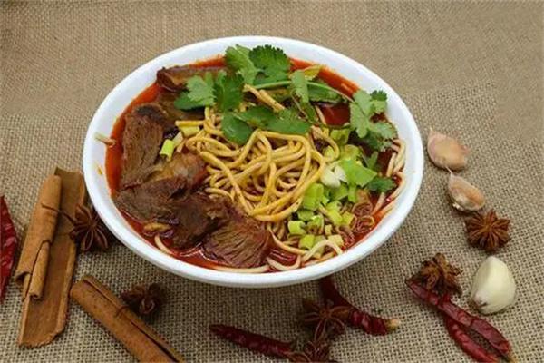俏阿郎牛肉面产品 门店图片