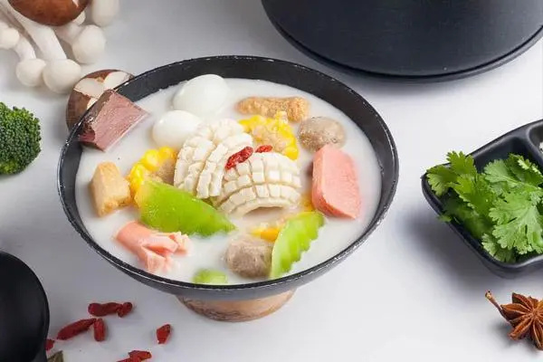 翘嘴麻辣烫产品 门店图片