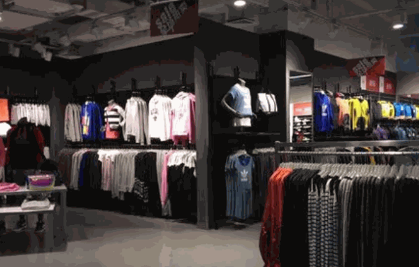 锐力体育产品 门店图片