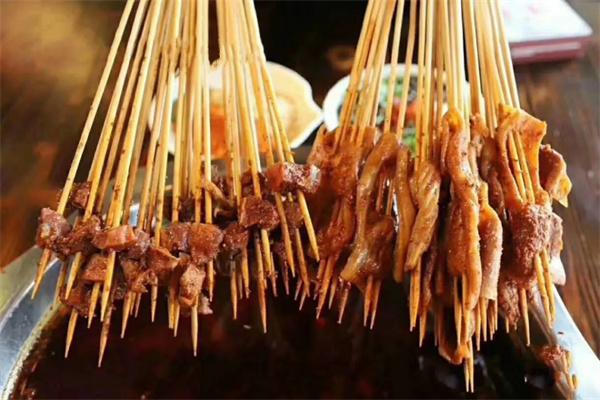 秦大师鸭爪爪干锅串串香产品 门店图片