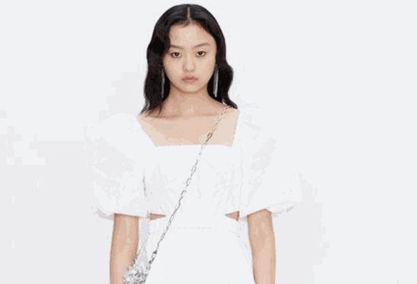 芮范REVAN女装产品 门店图片