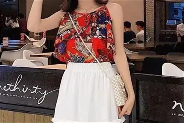 绽然女装