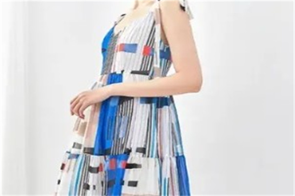 诗梦女装产品 门店图片