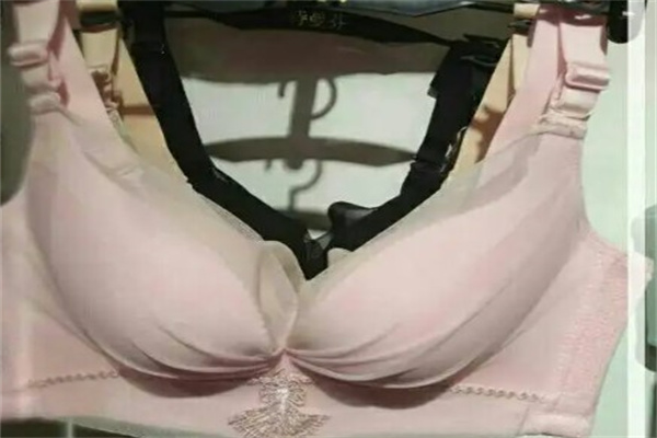 诗曼芬植物内衣产品 门店图片