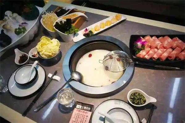 神筋米捞火锅店