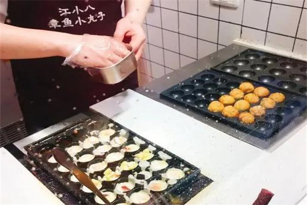江小八章鱼小丸子
