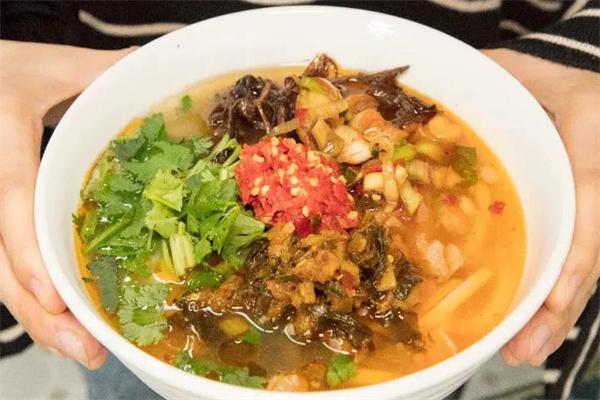 菌子街野生菌捞饭米线