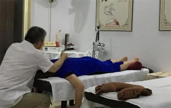 郑远元专业修脚