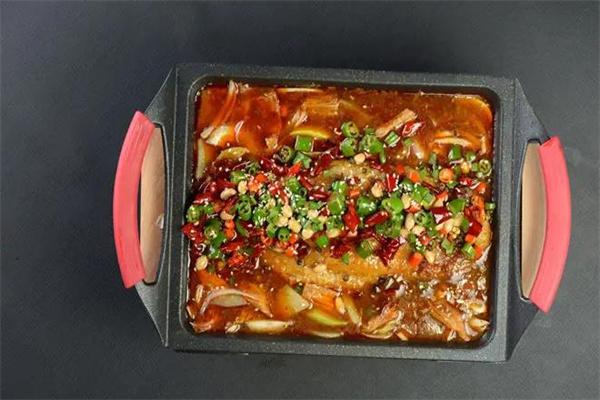 印山红烤鱼饭