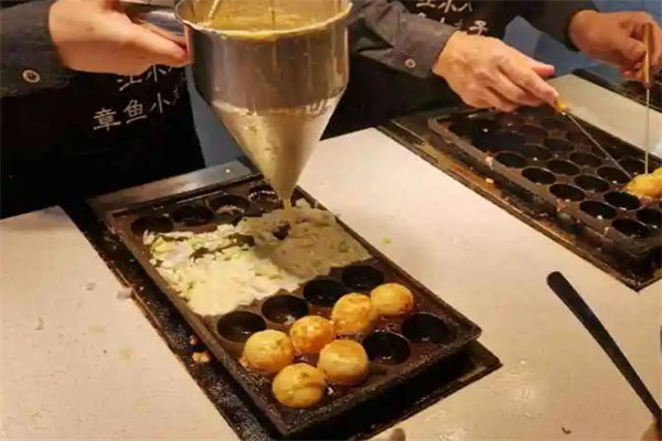 江小八章鱼小丸子