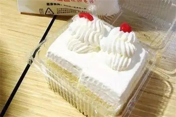 红宝石蛋糕