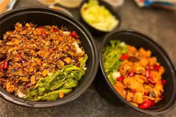 椒七小站擂椒拌饭