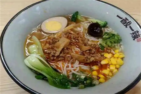 一酸一辣酸菜牛肉粉产品 门店图片