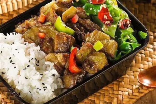 太厉铁饭碗盖浇饭产品 门店图片
