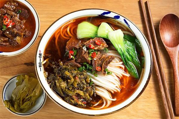一酸一辣酸菜牛肉粉产品 门店图片