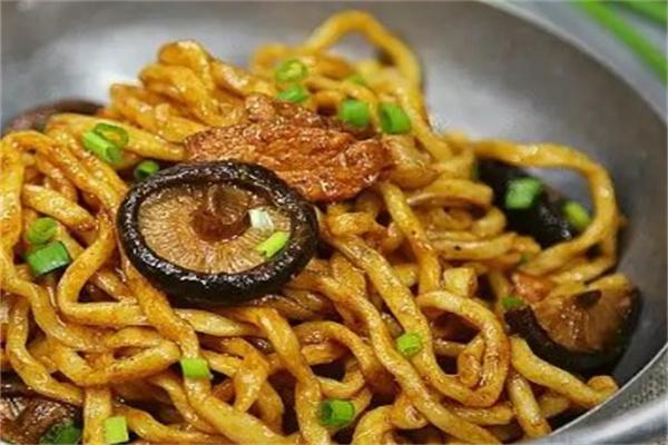 食本道焖面产品 门店图片