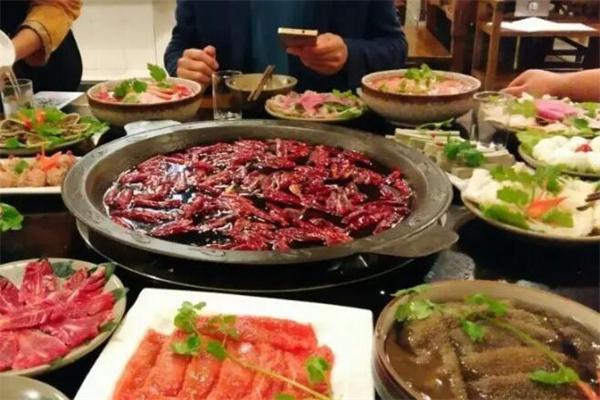 老板凳老火锅产品 门店图片