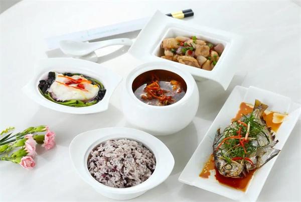 禅心妈妈月子餐