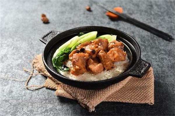 福宇记黄焖鸡米饭