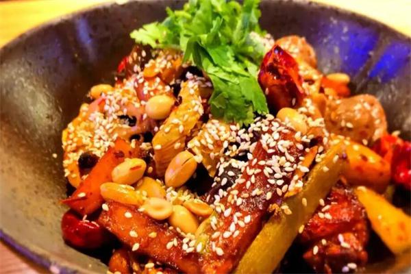 满街香麻辣香锅产品 门店图片