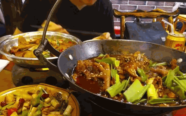 土家吊锅饭产品 门店图片
